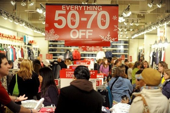 ngay mua sam Black Friday